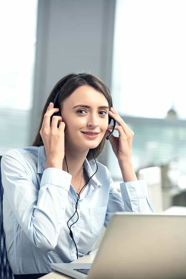 Business  Lady working in office 